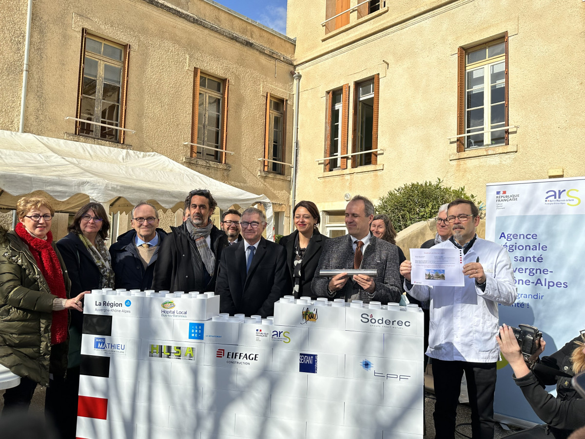 Hôpital de Buis les Baronnies : première pierre de la réhabilitation