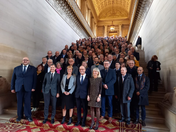 Les maires de la Drôme montent au Sénat