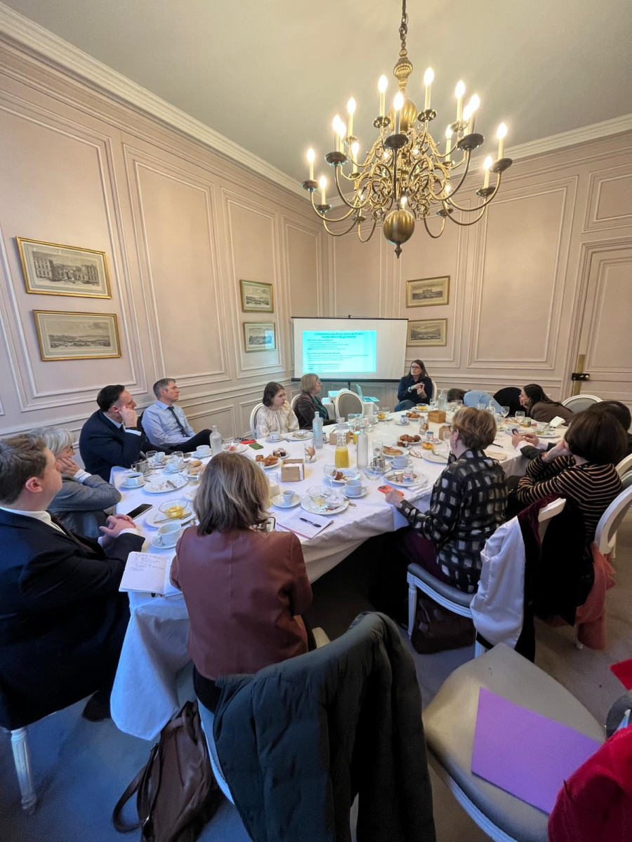 Réseaux sociaux et dangers pour les mineurs